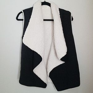Reversible vest